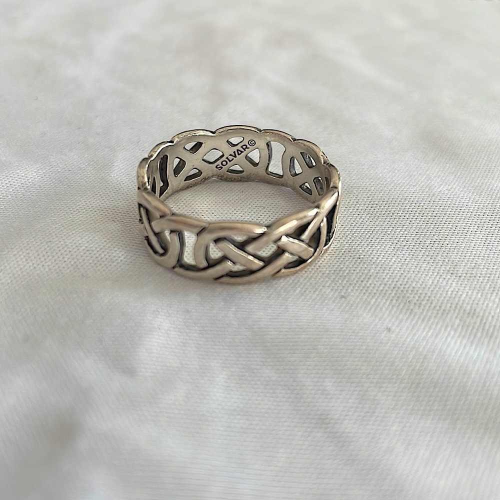 Irish Celtic Knot Ring Size 8